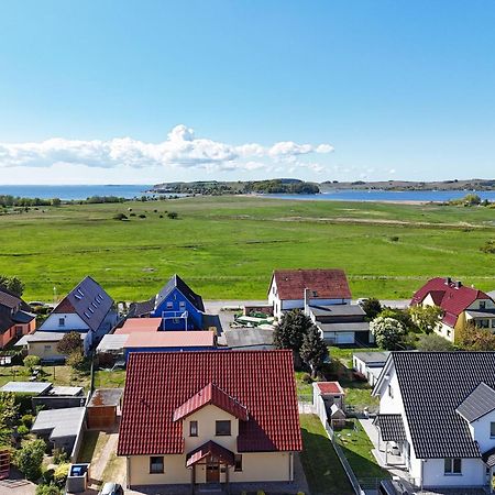 Schicke Fewo Mit Terrasse, Gratis Nutzung Vom Ahoi Erlebnisbad Und Sauna In Sellin - Haus De Niege Wech Fewo 02 Thiessow Bagian luar foto