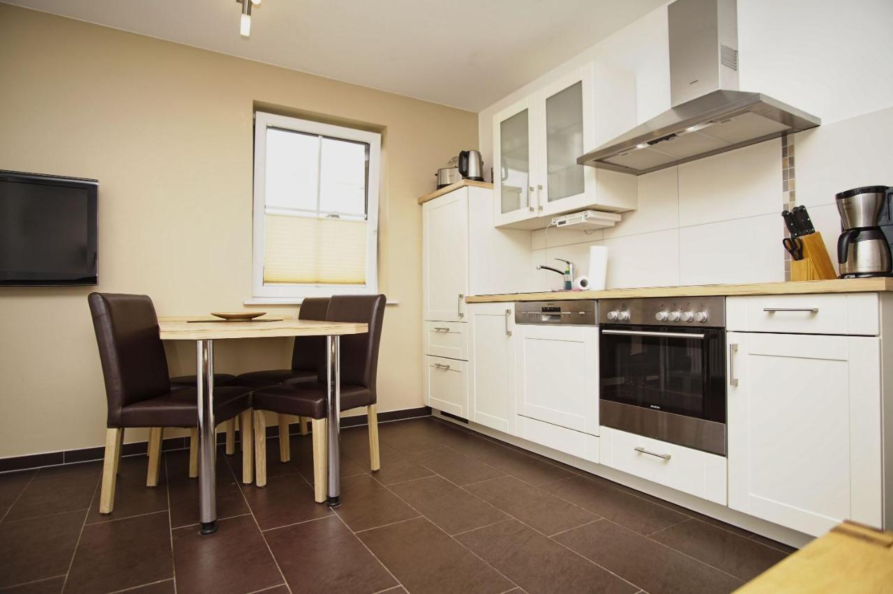 Schicke Fewo Mit Terrasse, Gratis Nutzung Vom Ahoi Erlebnisbad Und Sauna In Sellin - Haus De Niege Wech Fewo 02 Thiessow Bagian luar foto